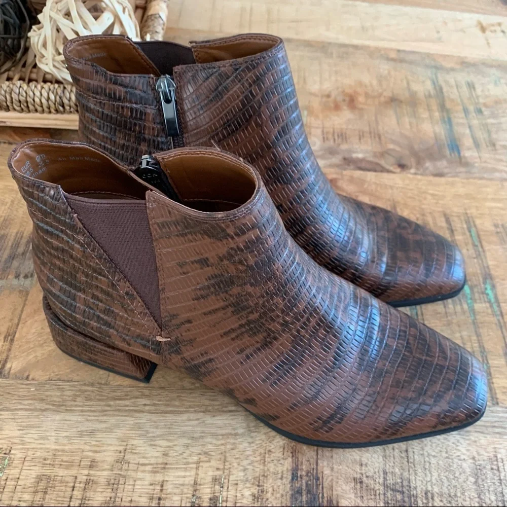 NWOT Franco Sarto Nico Booties Women's Brown Snake Print Faux Leather Size 8.5